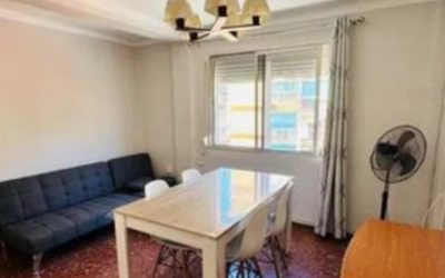 Piso en venta en Santa Cristina – San Rafael, Málaga.