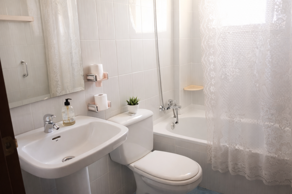 baño completo en atico en Malaga