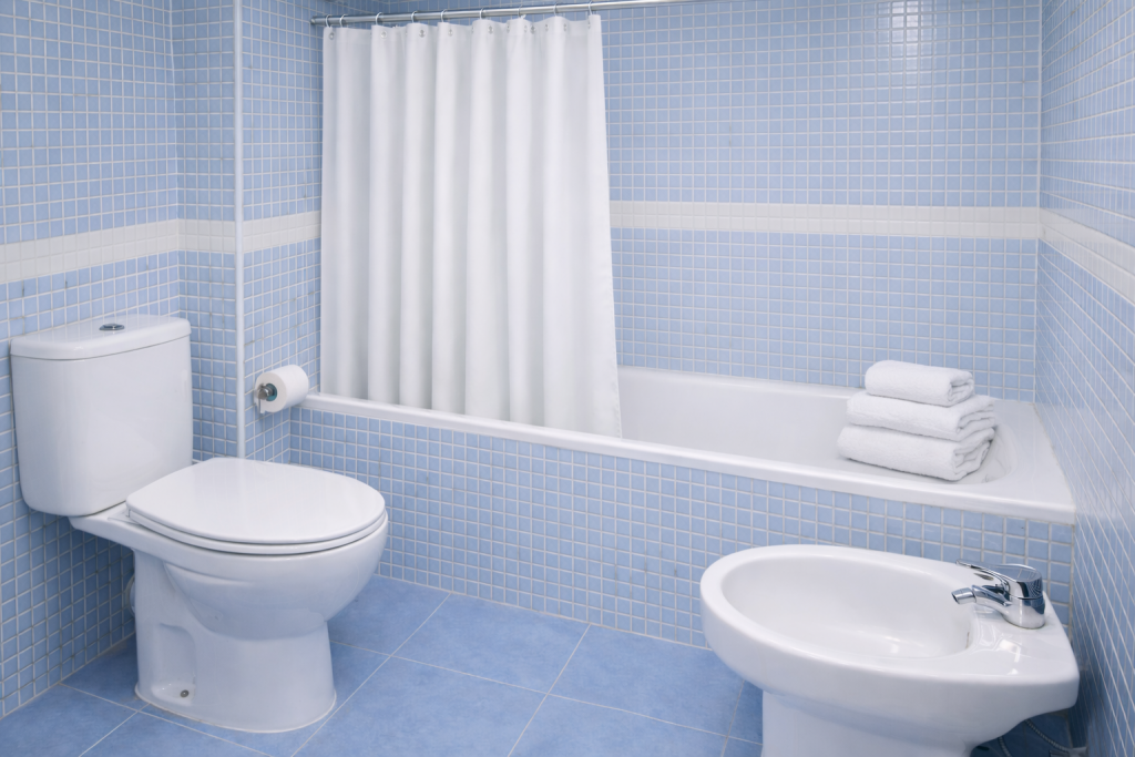 baño piso en centro historico Malaga