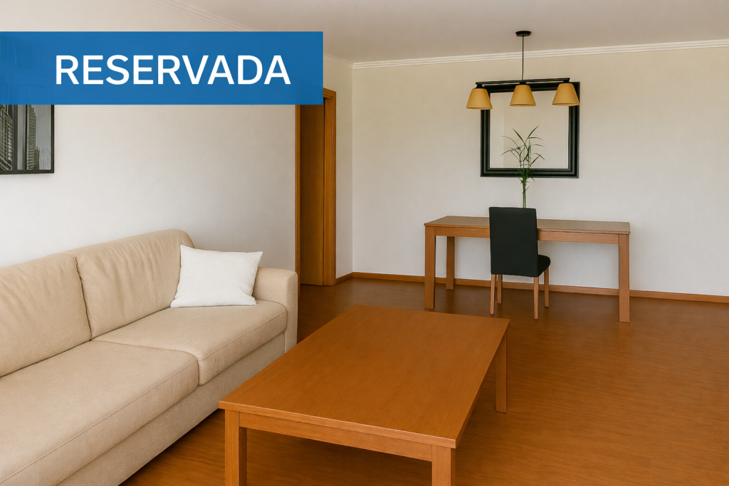 salon en piso en el consul teatinos malaga reservado